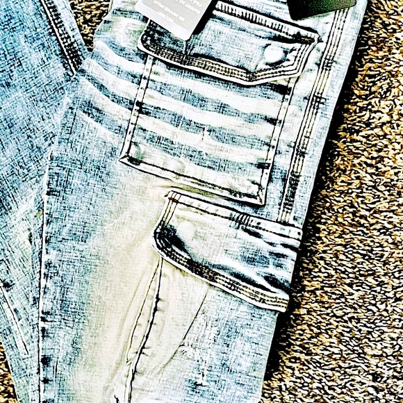 Decibel  Men’s Ripped Cargo Jeans - Picture 4 of 16